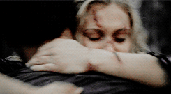 Clarke and Bellamy gif.gif