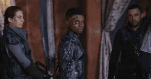 The 100 7 5 The CW 1