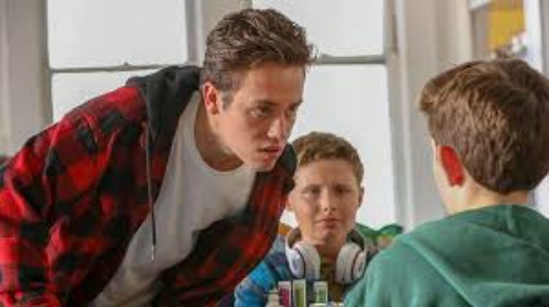 Shameless Carl season 11 episode 1